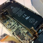 Что делать, если iPhone упал в воду?