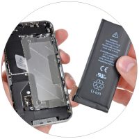 Замена аккумулятора iPhone 4