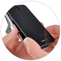 Замена дисплейного модуля iPhone 4