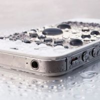 Восстановление после попадания влаги iPhone 4