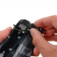 Восстановление или замена SIM-коннектора iPhone 5C