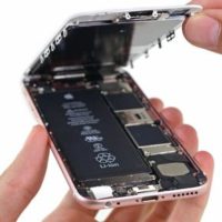 Замена микрофона iPhone 7