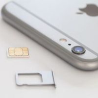Извлечение застрявшей SIM-карты из лотка iPhone 6S